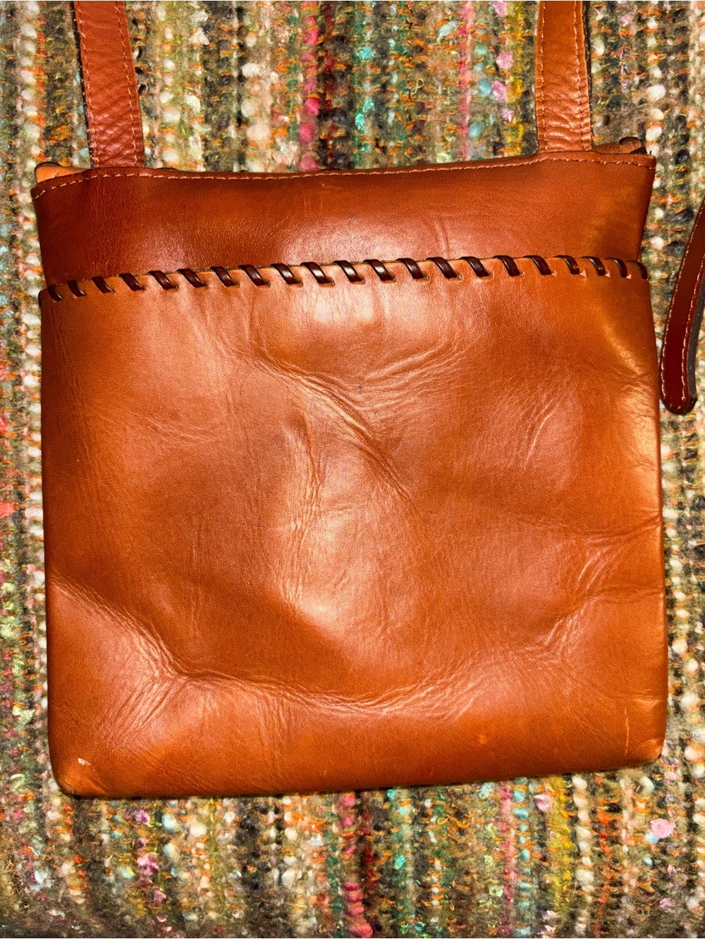 Patricia Nash - Stitched Leather Crossbody Bag - Picture 4 of 8